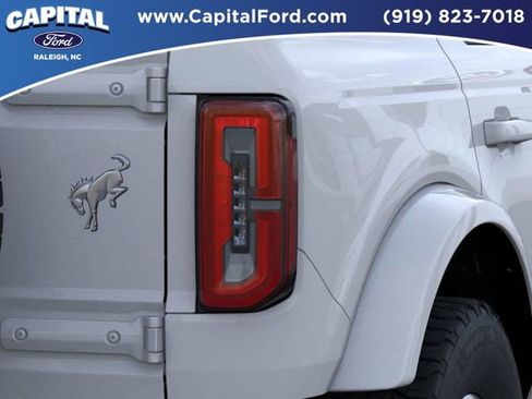New 2025 Ford Bronco Outer Banks AWD/4WD image 23