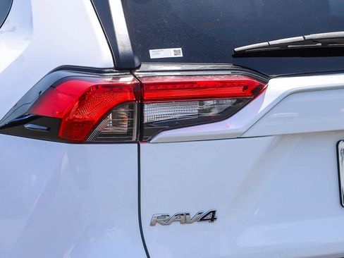 Used 2024 Toyota RAV4 LE AWD/4WD image 9