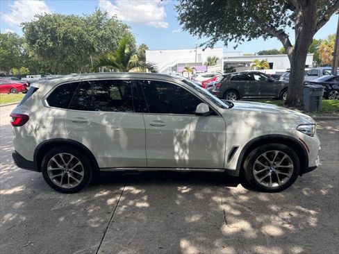 Used 2019 BMW X5 xDrive40i w/ Premium Package 2 AWD/4WD image 6
