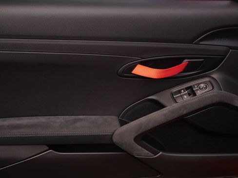 Used 2016 Porsche 911 GT3 RS image 14