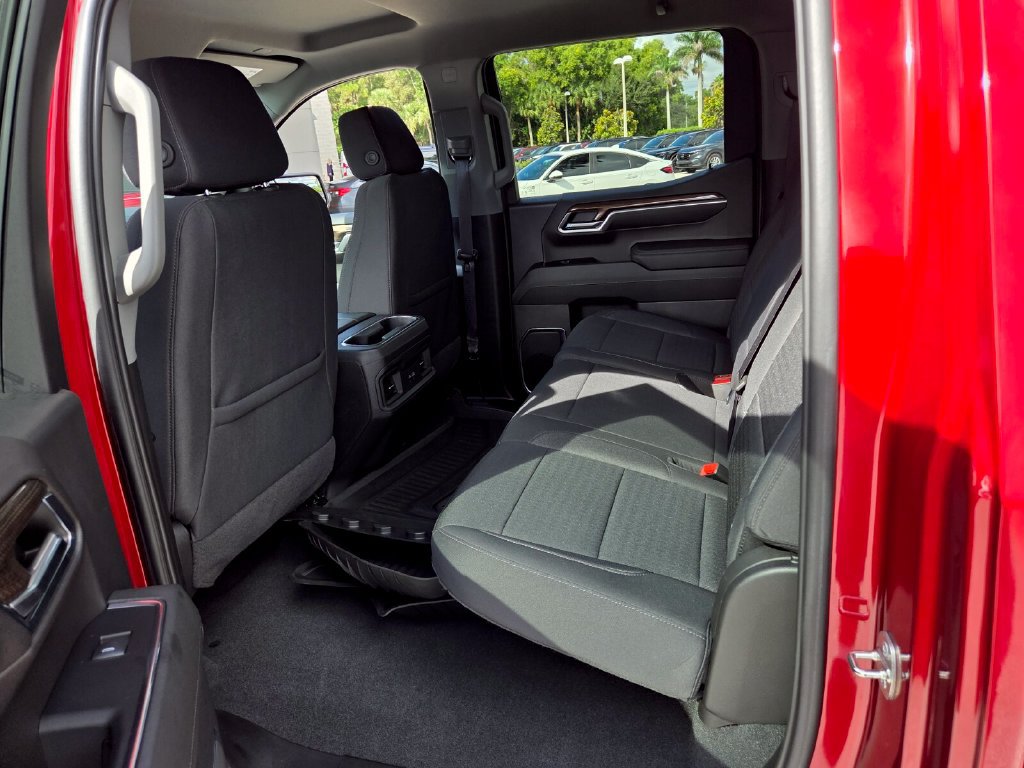 Used 2024 Chevrolet Silverado 1500 RST w/ Convenience Package II RWD image 11