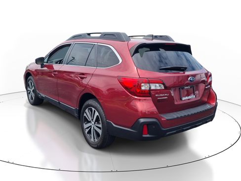 Used 2018 Subaru Outback 2.5i Limited AWD/4WD image 4