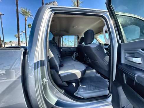 Used 2019 RAM 2500 Big Horn image 27