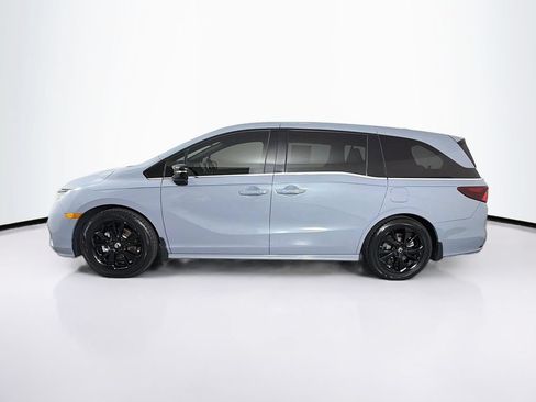 Used 2023 Honda Odyssey Sport image 6
