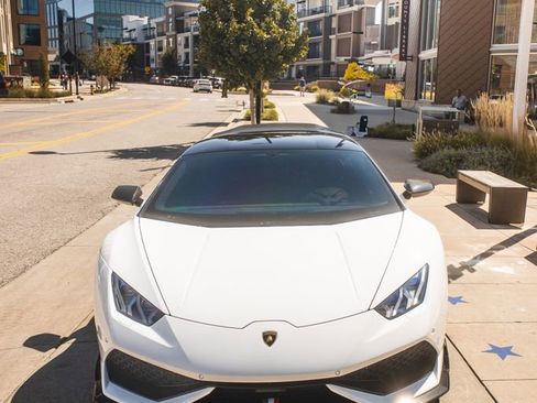 Used 2015 Lamborghini Huracan LP 610-4 image 5