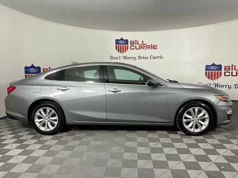 Used 2023 Chevrolet Malibu LT image 2