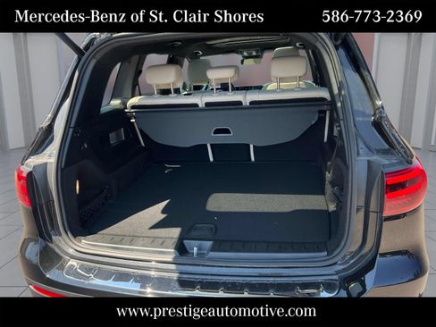 Used 2026 Mercedes-Benz GLB 250 4MATIC image 13