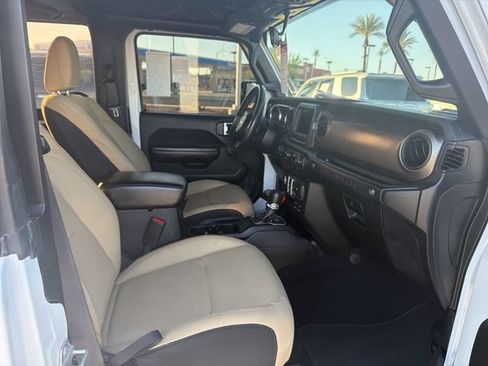 Used 2018 Jeep Wrangler Sport AWD/4WD image 24
