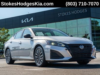 Used 2025 Nissan Altima 2.5 SV