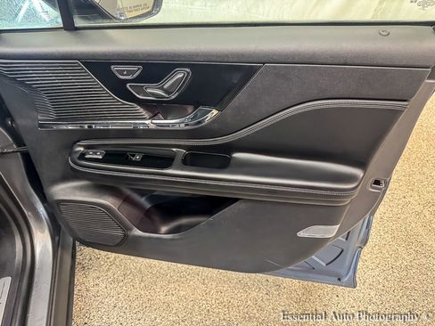 Used 2021 Lincoln Corsair AWD w/ Equipment Group 101A image 25