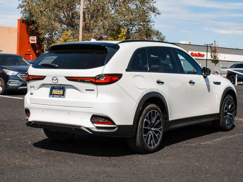 Used 2025 MAZDA CX-70 Plug-In Hybrid w/ Premium Plus AWD/4WD image 5