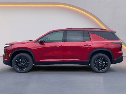 New 2026 Chevrolet Traverse LT w/ Midnight/Sport Edition image 3