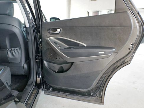 Used 2013 Hyundai Santa Fe Limited w/ Technology Pkg image 32