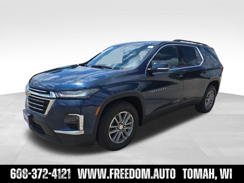 Used 2023 Chevrolet Traverse LT AWD/4WD image 3