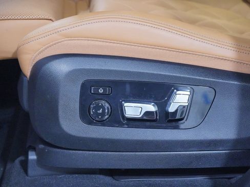 Used 2025 BMW X5 M60i w/ Executive Package AWD/4WD image 8