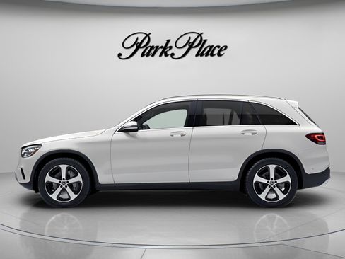 Used 2020 Mercedes-Benz GLC 300 image 7