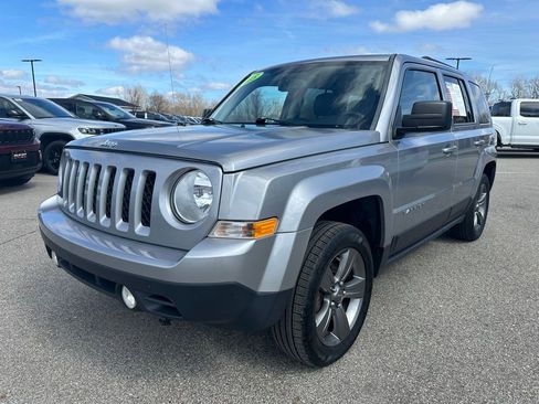 Used 2015 Jeep Patriot High Altitude image 2