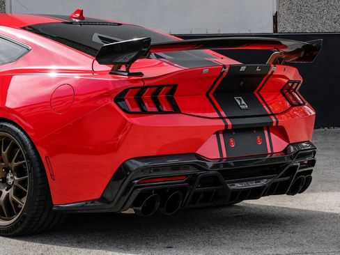 Used 2025 Ford Mustang GT Premium w/ GT Performance Package image 13