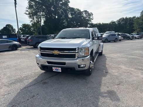Used 2011 Chevrolet Silverado 3500 LTZ w/ LTZ Plus Package AWD/4WD image 7