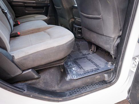 Used 2020 RAM 2500 Big Horn w/ Level 1 Equipment Group image 28