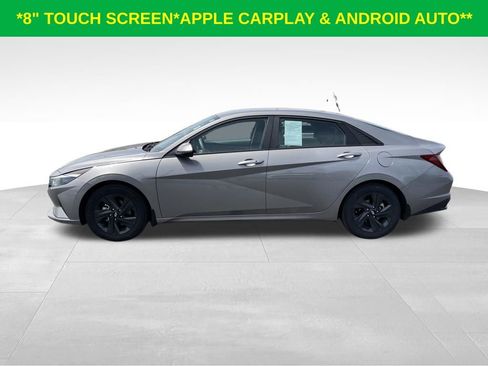 Used 2023 Hyundai Elantra SEL FWD image 6