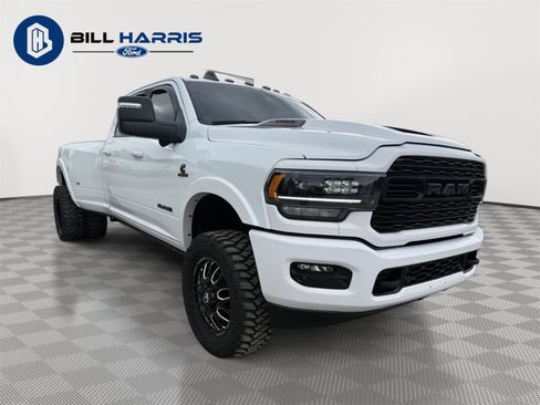 Used 2024 RAM 3500 Limited w/ Night Edition AWD/4WD image 3