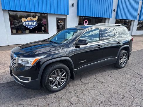 Used 2017 GMC Acadia SLT AWD/4WD image 1