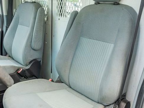 Used 2015 Ford Transit 250 130 Low Roof w/ Exterior Upgrade Package RWD image 19
