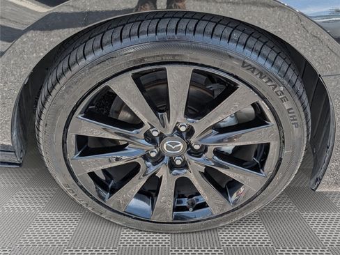 Used 2024 MAZDA MAZDA3 s FWD image 10