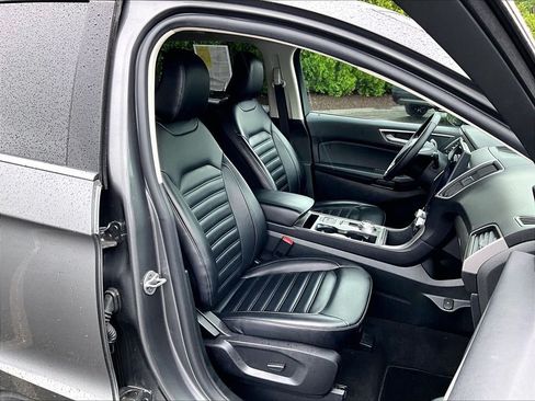 Used 2024 Ford Edge SEL AWD/4WD image 11