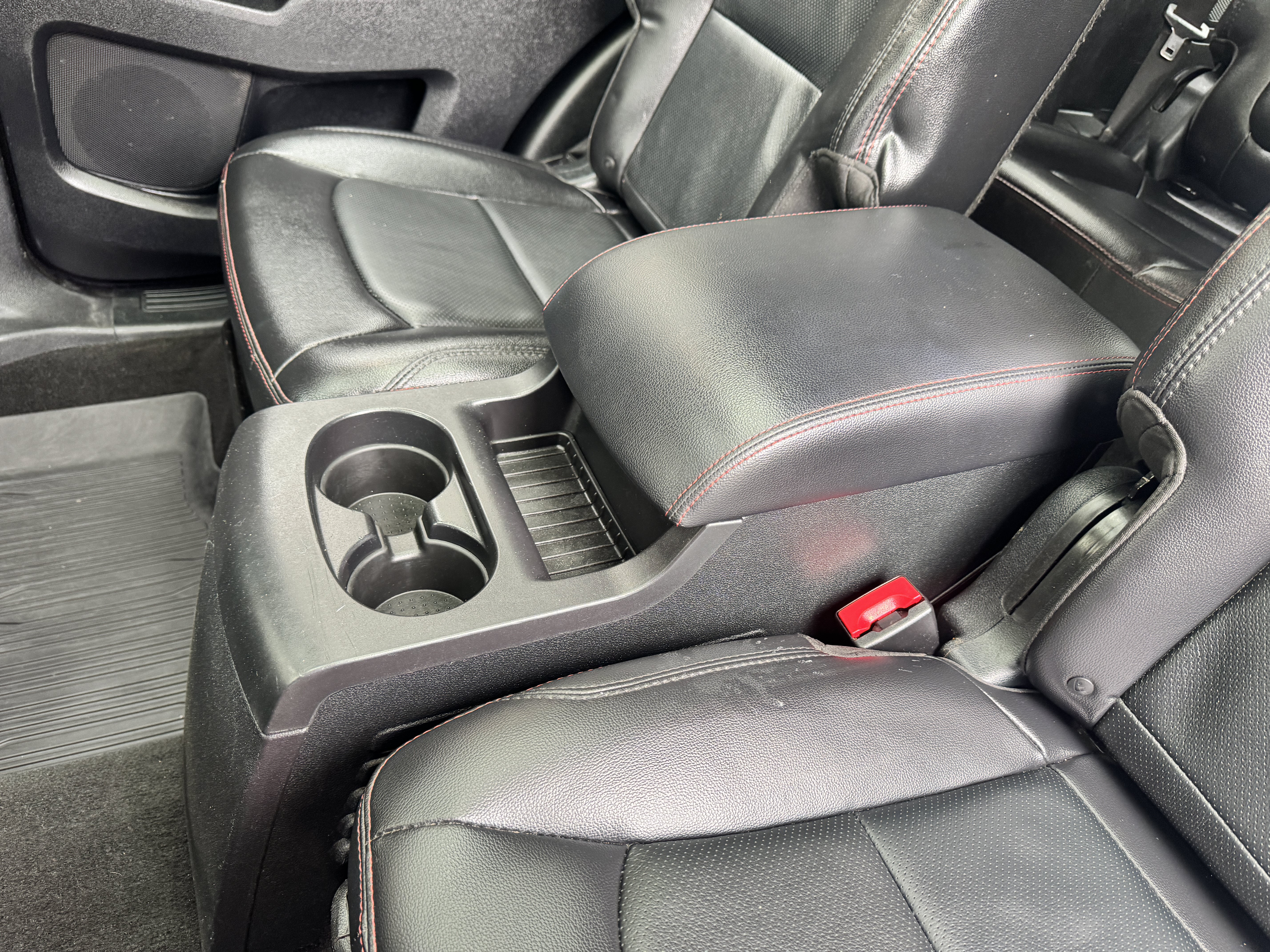 Used 2019 Ford Explorer Sport w/ Ford Safe & Smart Package AWD/4WD image 19