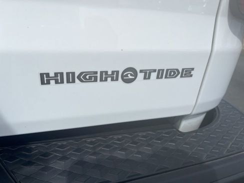 Used 2025 Jeep Gladiator Sport image 15