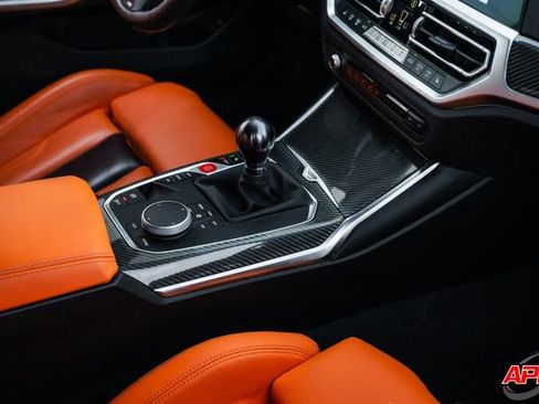 Used 2021 BMW M3 MANUAL w/ M Carbon Exterior Package image 28