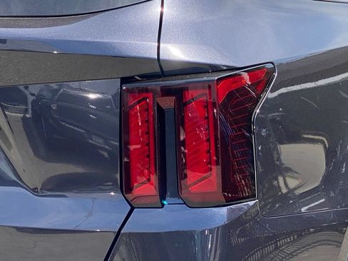Used 2025 Kia Sorento S w/ Panoramic Sunroof Package FWD image 4