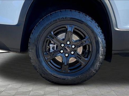 Used 2023 GMC Acadia AT4 w/ Preferred Package AWD/4WD image 22