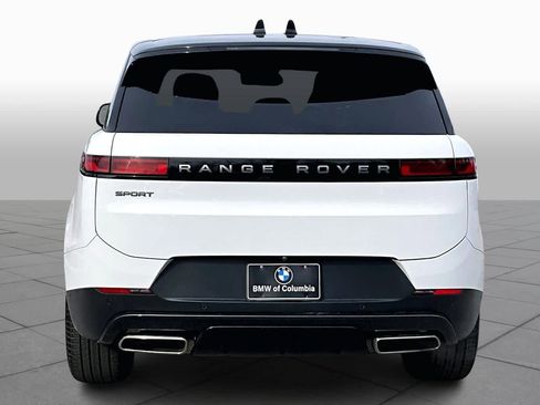 Used 2024 Land Rover Range Rover Sport SE image 5