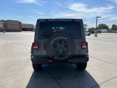Used 2023 Jeep Wrangler Unlimited w/ 8.4" Radio Group AWD/4WD image 11