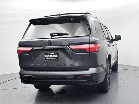 Used 2024 Toyota Sequoia Platinum AWD/4WD image 7