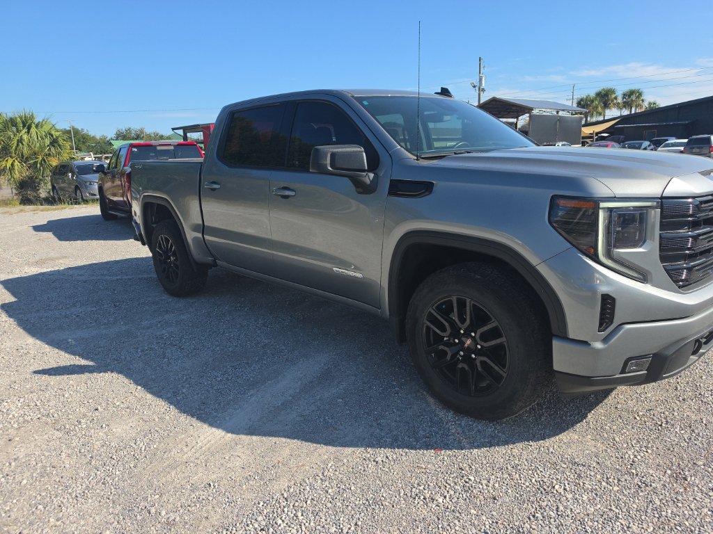 Used 2023 GMC Sierra 1500 Elevation AWD/4WD image 4