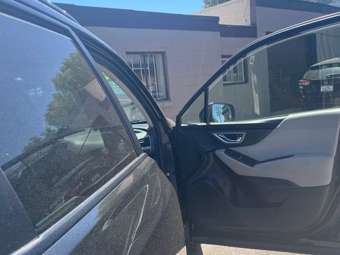 Used 2019 Subaru Forester Premium AWD/4WD image 11