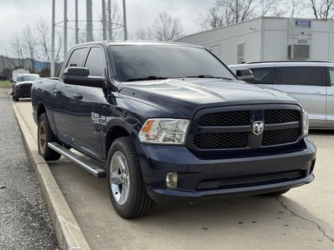 Used 2018 RAM 1500 Express w/ Express Value Package image 4