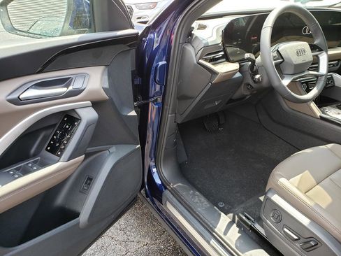 New 2025 Audi Q5 Premium image 6