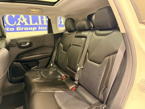 Used 2018 Jeep Compass Limited w/ Navigation Group AWD/4WD image 26