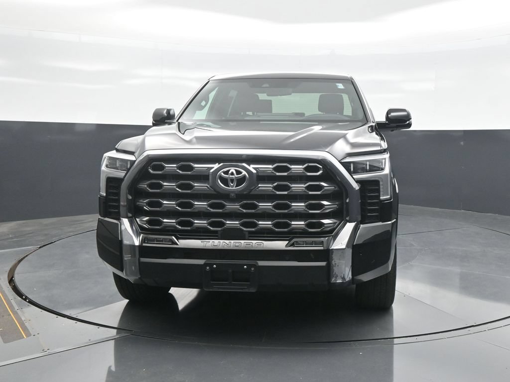 Used 2024 Toyota Tundra Platinum AWD/4WD image 2