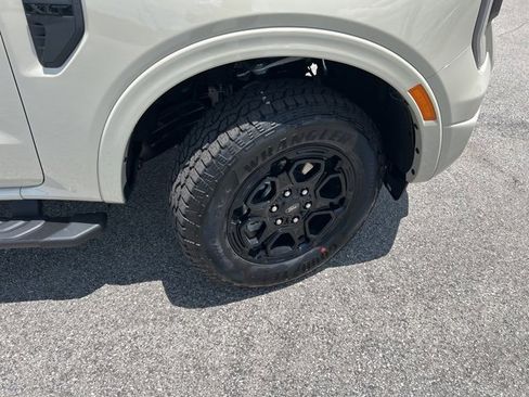 New 2025 Ford Ranger XLT w/ FX4 Off-Road Package image 28