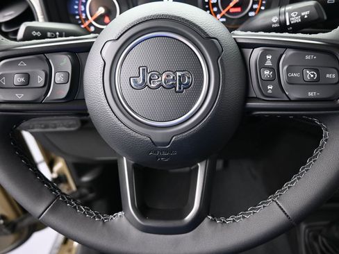 New 2026 Jeep Gladiator Sport image 23