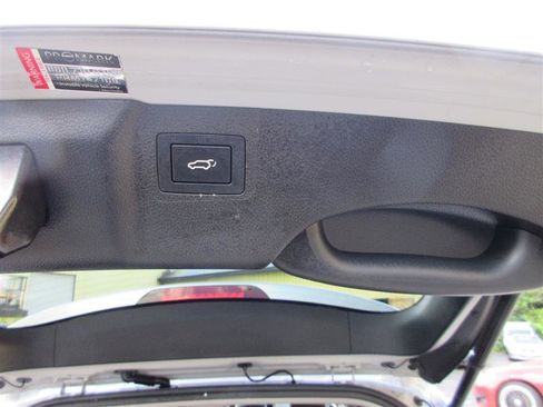 Used 2019 Hyundai Santa Fe XL image 8