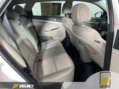 Used 2017 Hyundai Tucson SE w/ SE Popular Package 02 FWD image 14