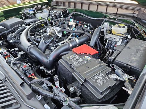 New 2025 Ford Bronco Badlands image 15