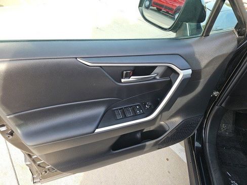 Used 2024 Toyota RAV4 XLE image 21